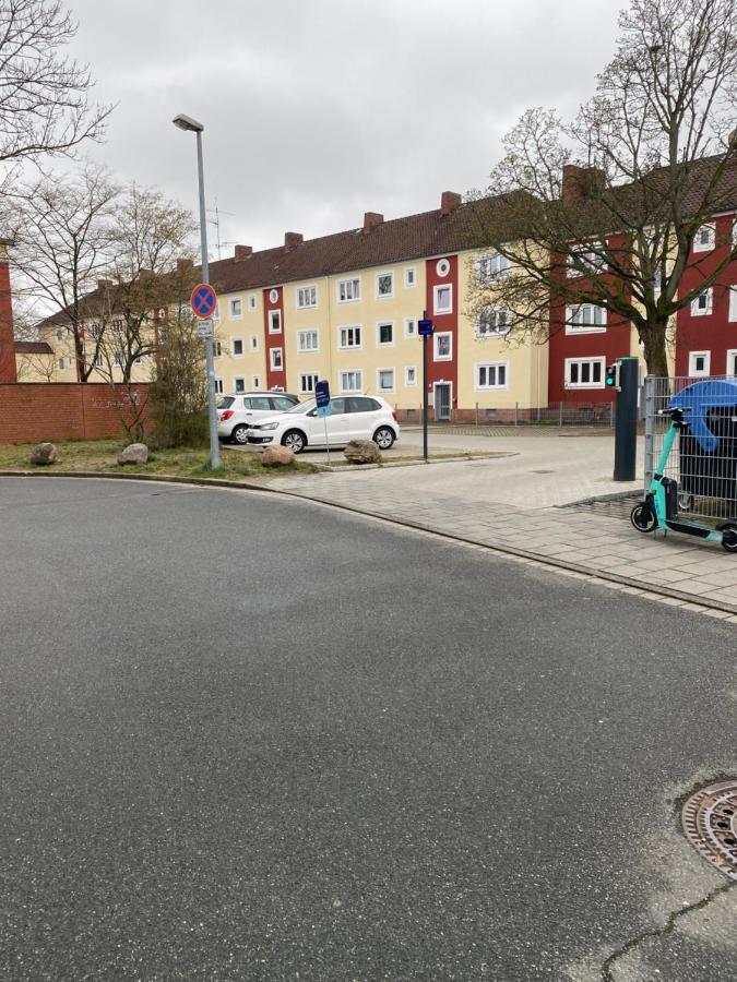 Zentral Gelegene 2 Zi. Wohnung Naehe Innenstadt/Hbf Wolfsburg Exteriér fotografie